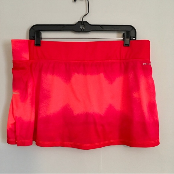 Nike Pants - NWT Nike dry-fit red & orange running skort skirt